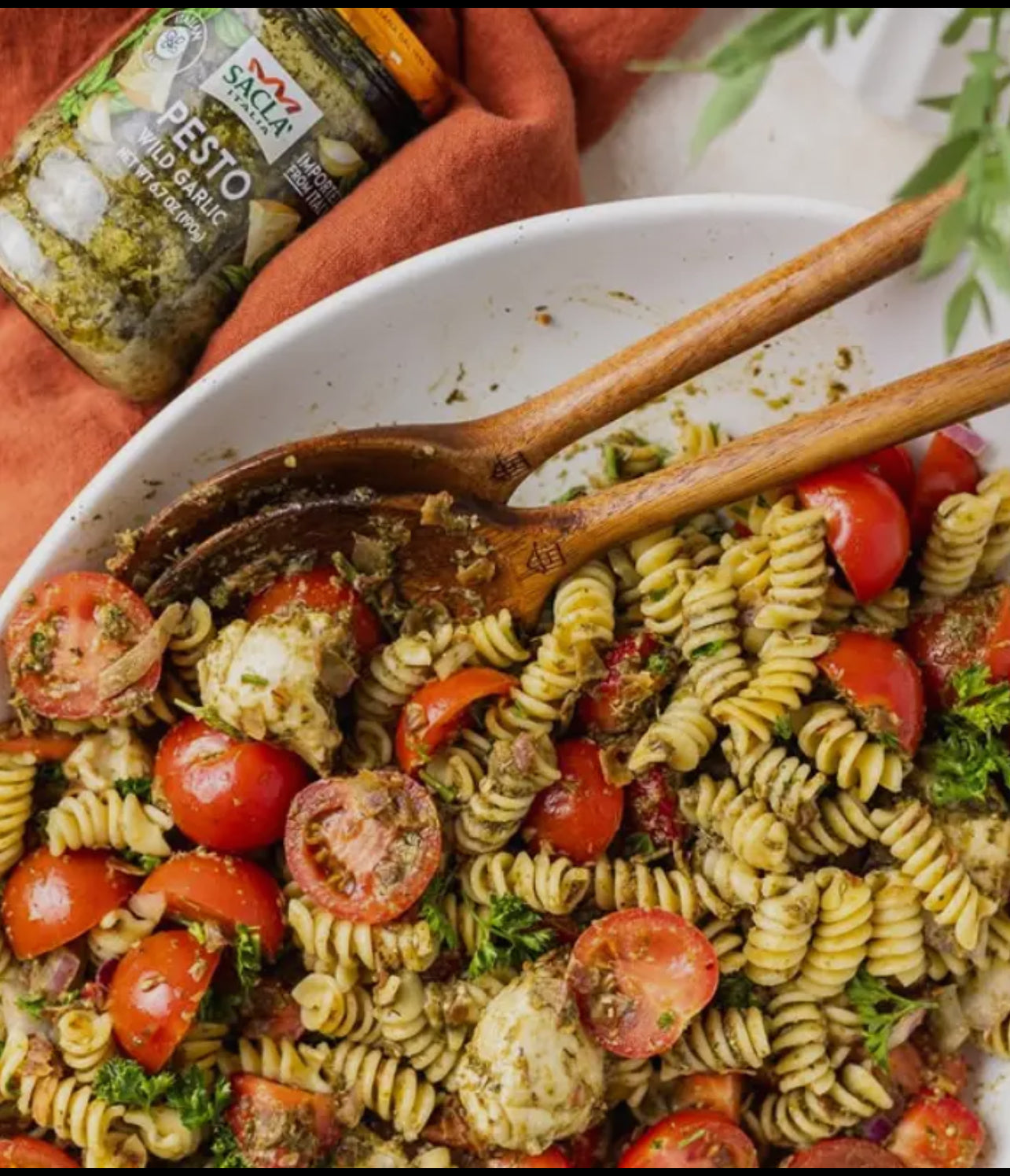 Wild Garlic Basil Pesto Green Pasta Sauce